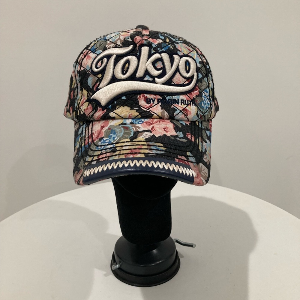 NWOT Ladies Robin Ruth Floral Tokyo Baseball ⚾️ Cap Leather on Brim Snap Back